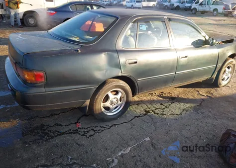 1994 Toyota Camry Le z USA, uszkodzony, nr VIN 4T1SK12EXRU366924